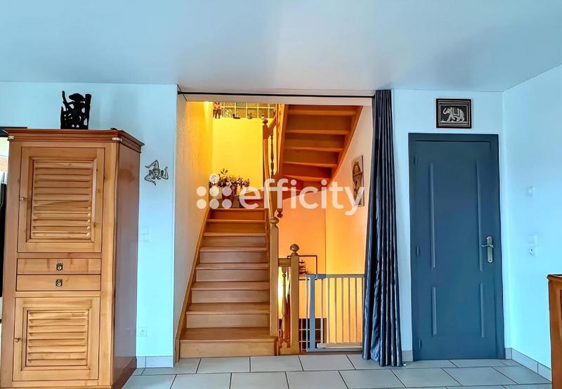 Villa - 195 m² - 8 pièces