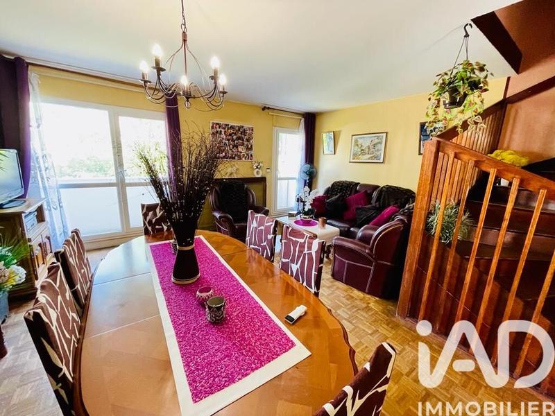 Maison - 89 m² - 5 pièces