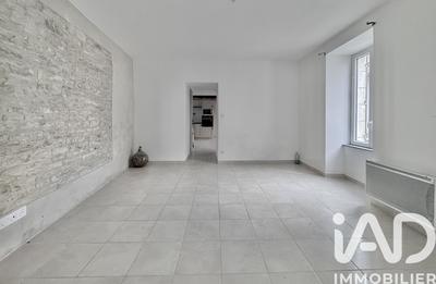 Maison de village - 85 m² - 3 pièces