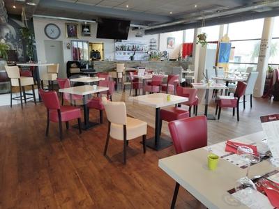 Fonds de commerce - 196 m²