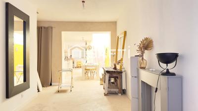 Maison - 110 m² - 4 pièces