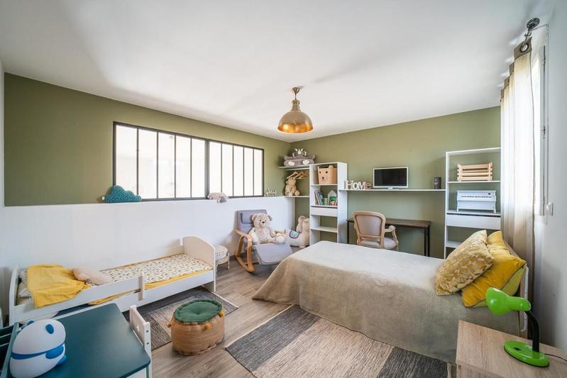 Villa - 250 m² - 8 pièces