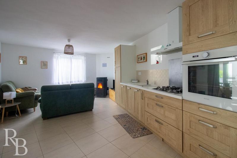 Maison - 85 m² - 3 pièces