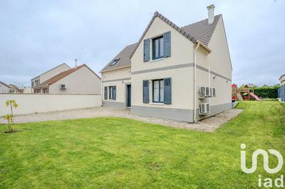 Maison - 155 m² - 6 pièces