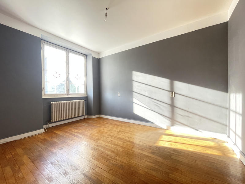 Maison - 128 m² - 7 pièces