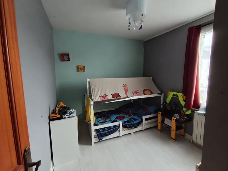 Maison - 80 m² - 5 pièces