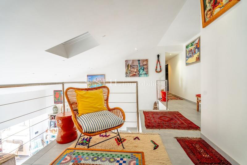 Appartement - 122 m² - 5 pièces