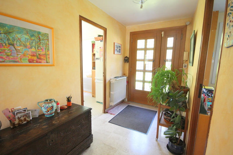 Maison - 178 m² - 8 pièces