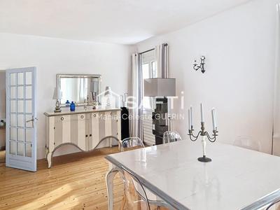 Maison - 180 m² - 6 pièces