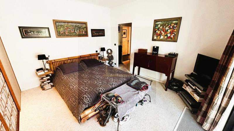 Propriété - 227 m² - 8 pièces