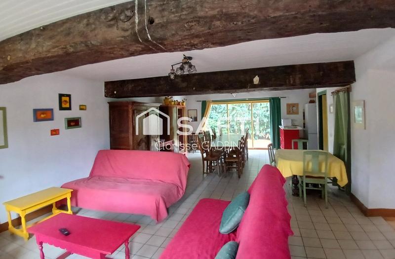 Maison - 367 m² - 13 pièces