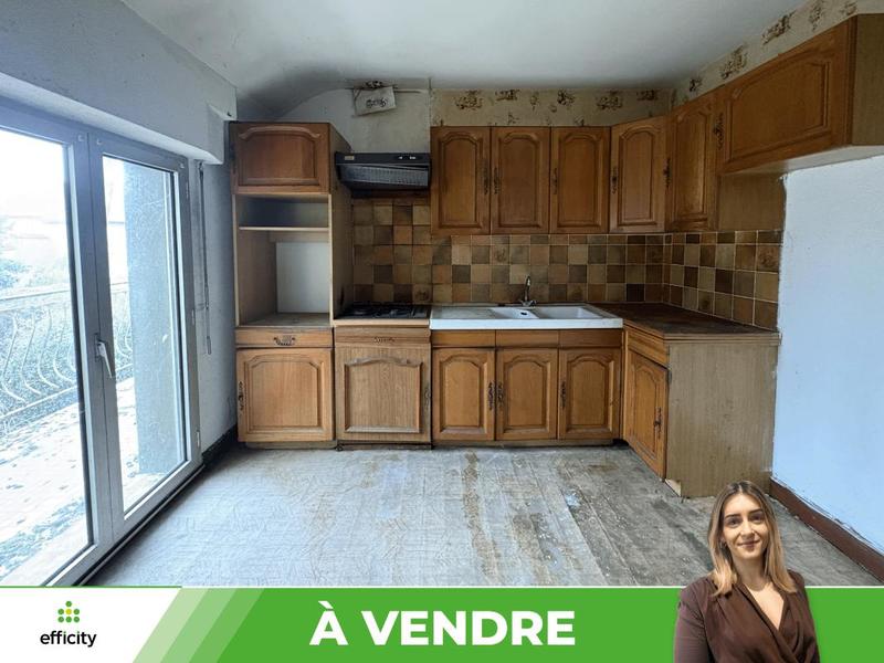Maison - 350 m² - 10 pièces