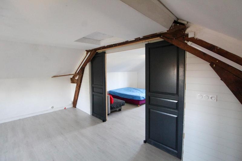 Maison - 251 m² - 12 pièces