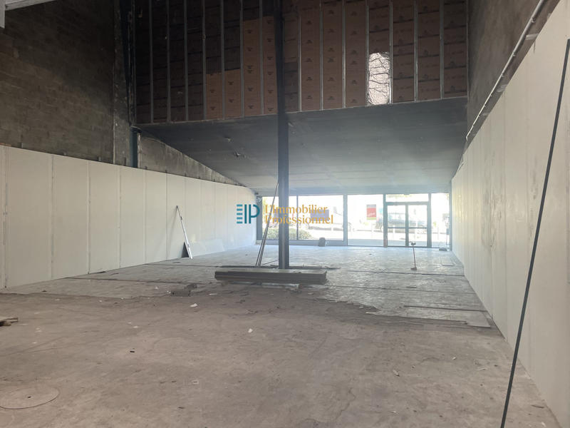 Local commercial - 450 m²