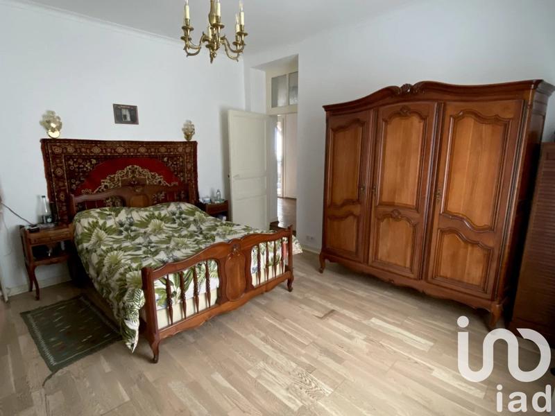 Maison - 315 m² - 13 pièces