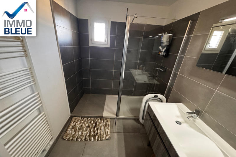 Maison - 93 m² - 5 pièces