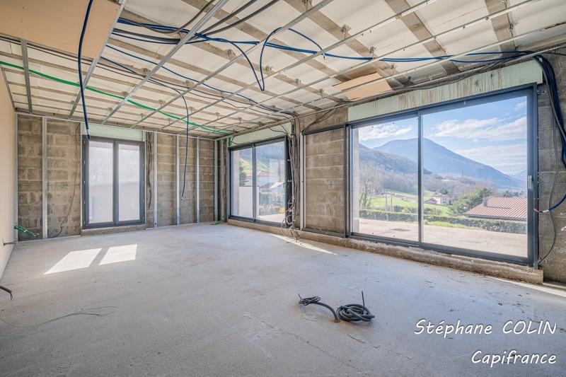 Maison - 191 m² - 7 pièces