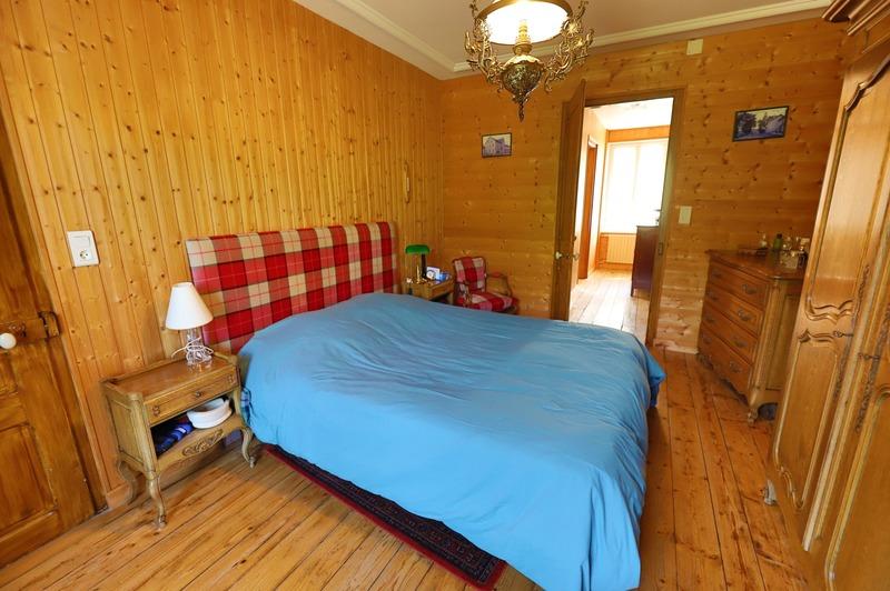 Maison - 210 m² - 15 pièces