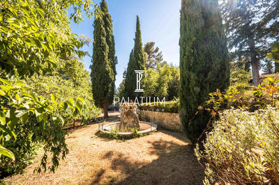 Château - 469 m² - 9 pièces