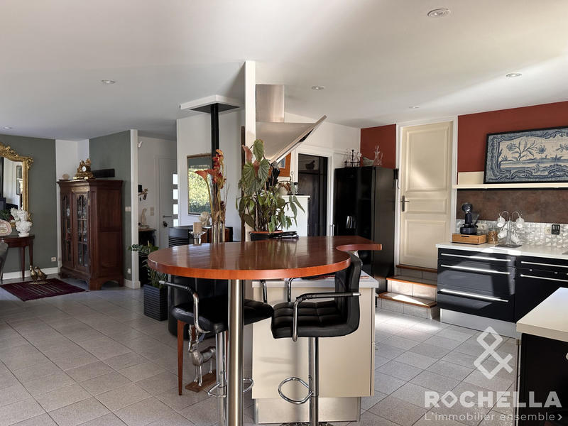 Maison - 141 m² - 6 pièces