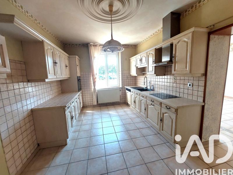 Maison de village - 205 m² - 10 pièces