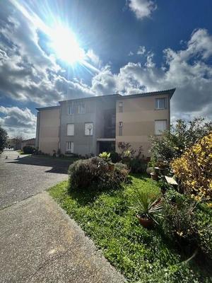 Appartement ancien - 67 m² - 3 pièces