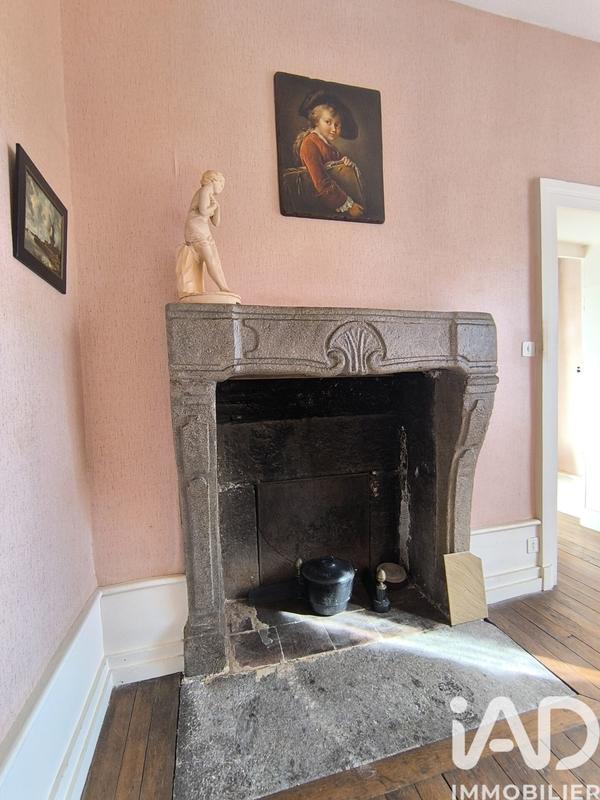 Maison - 170 m² - 8 pièces