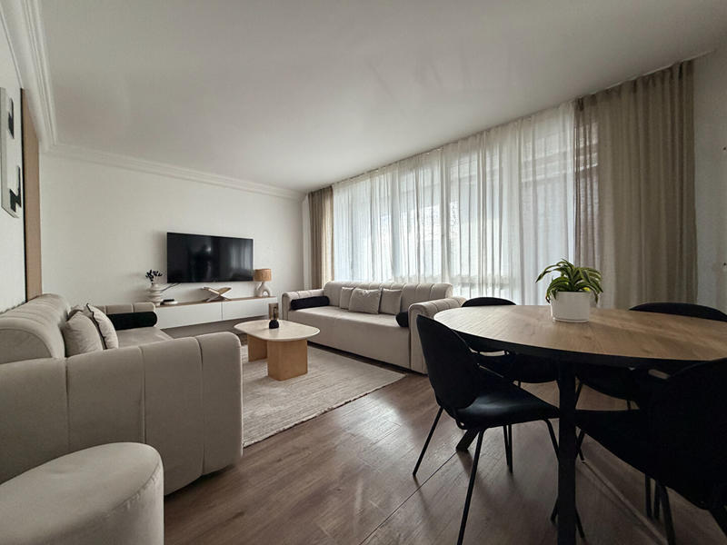 Appartement - 88 m² - 5 pièces