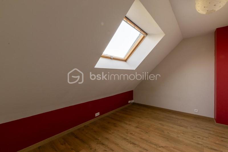 Demeure - 210 m² - 9 pièces