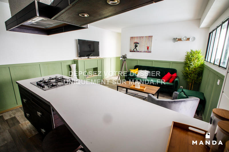 Chambre - 11 m² - 6 pièces