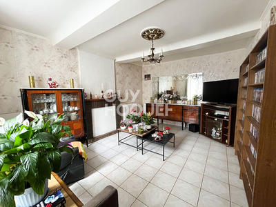 Maison - 122 m² - 3 pièces