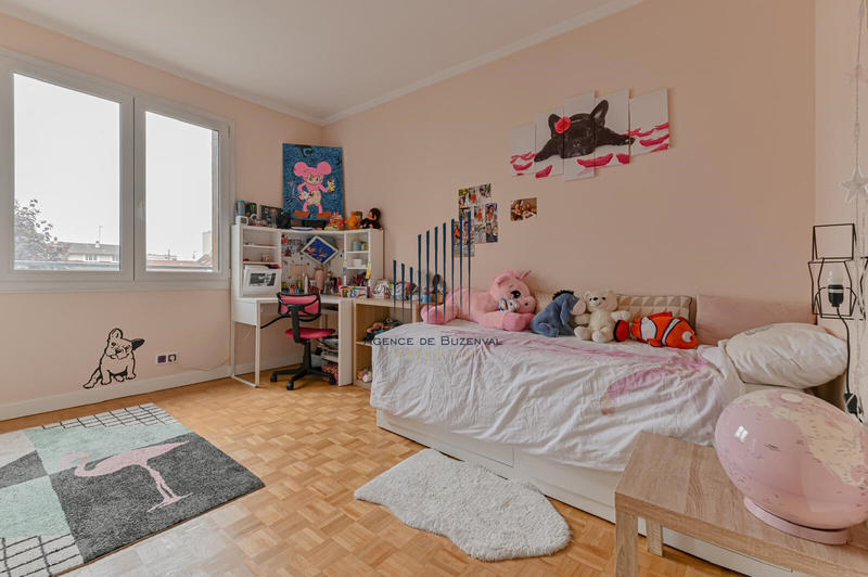 Appartement - 105 m² - 5 pièces