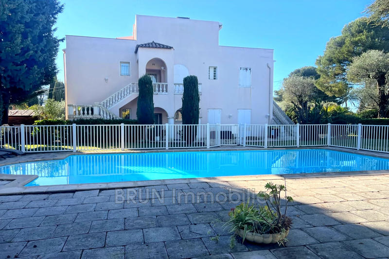 Appartement - 78 m² - 3 pièces