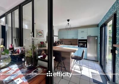 Maison - 135 m² - 5 pièces