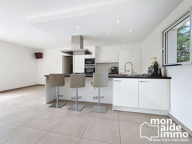 Maison - 110 m² - 4 pièces