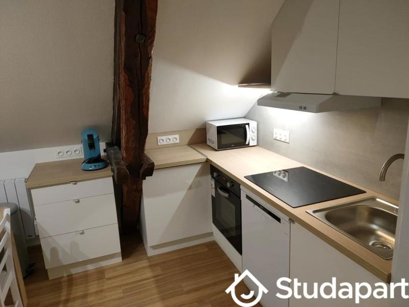 Chambre - 11 m² - 1 pièce