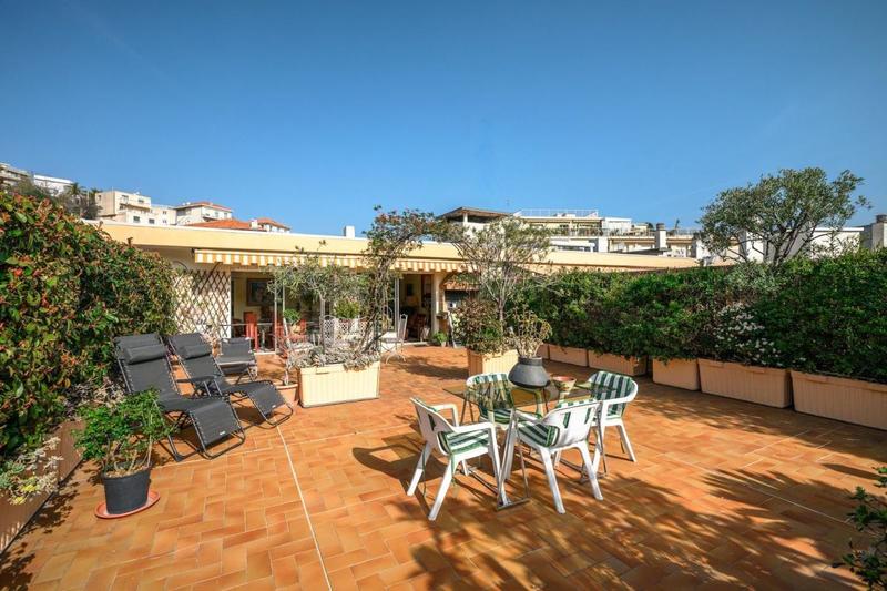 Appartement - 122 m² - 5 pièces