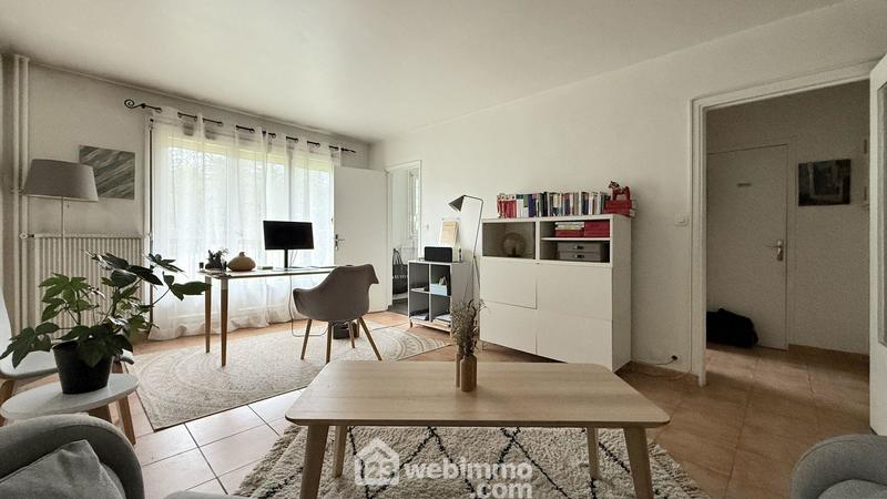 Bureau - 43 m² - 2 pièces