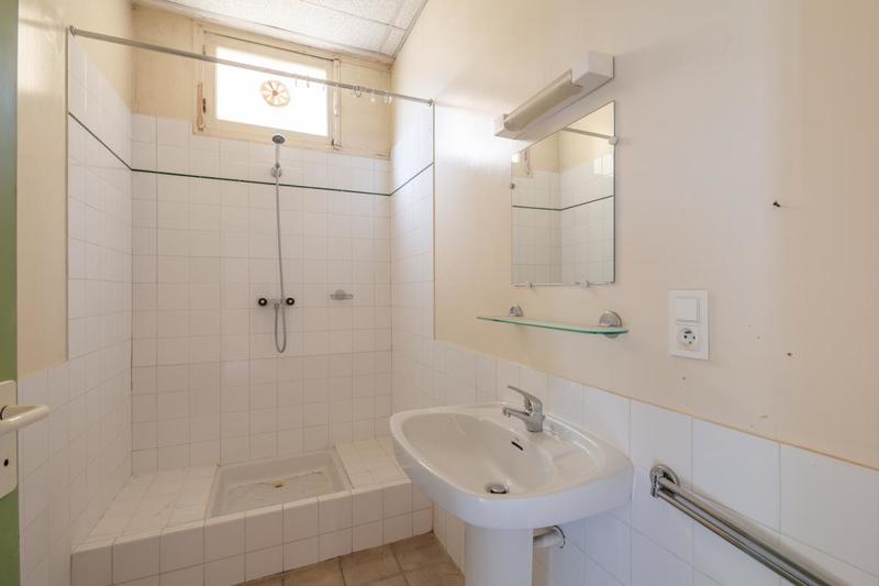 Bureau - 254 m² - 7 pièces