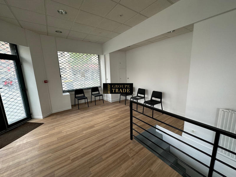 Local commercial - 124 m²