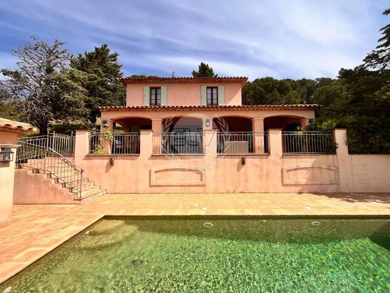 Villa - 125 m² - 5 pièces