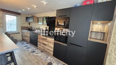 Maison - 71 m² - 4 pièces