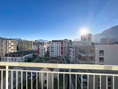 Appartement - 88 m² - 3 pièces