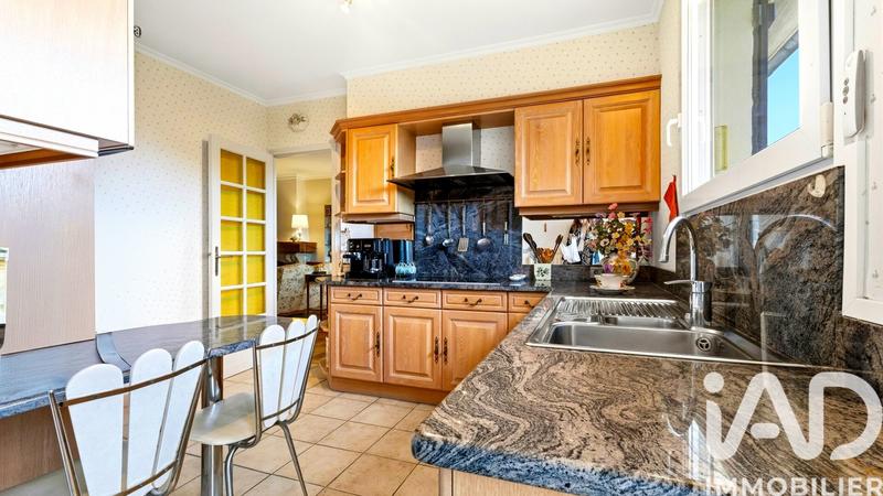 Maison - 140 m² - 7 pièces