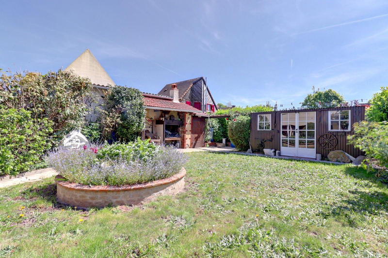 Maison - 150 m² - 6 pièces