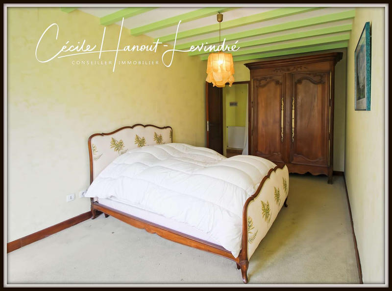 Maison - 202 m² - 8 pièces