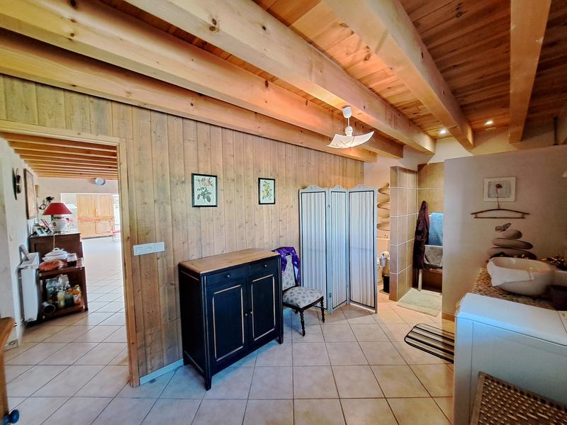 Maison - 207 m² - 6 pièces