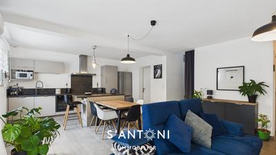 Maison - 89 m² - 4 pièces