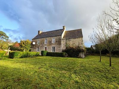 Maison - 108 m² - 4 pièces