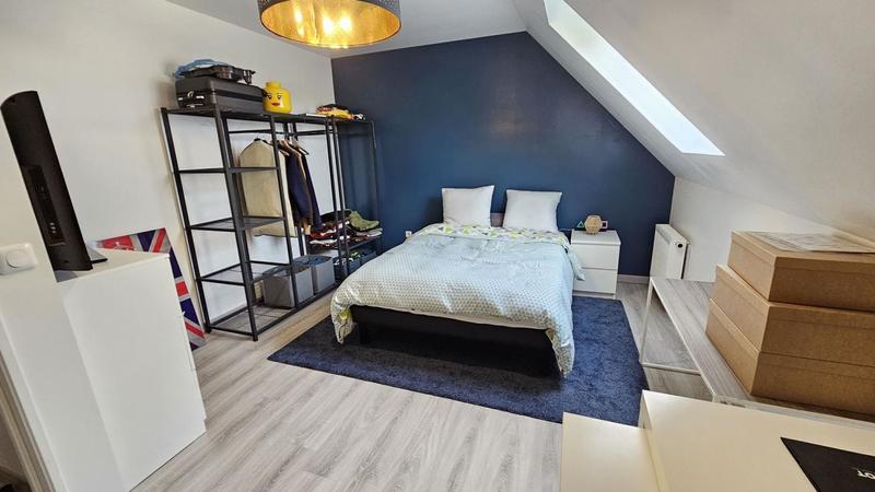 Maison - 95 m² - 4 pièces